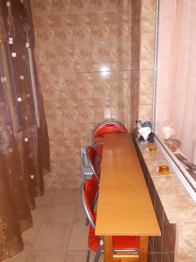 Apartament 2 Camere Semidecomandat "La Gicu" Sulina Bagian luar foto