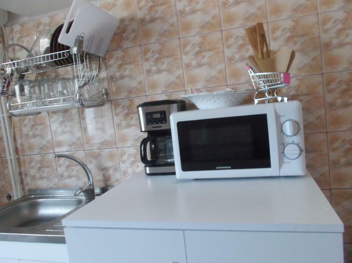 Apartament 2 Camere Semidecomandat "La Gicu" Sulina Bagian luar foto